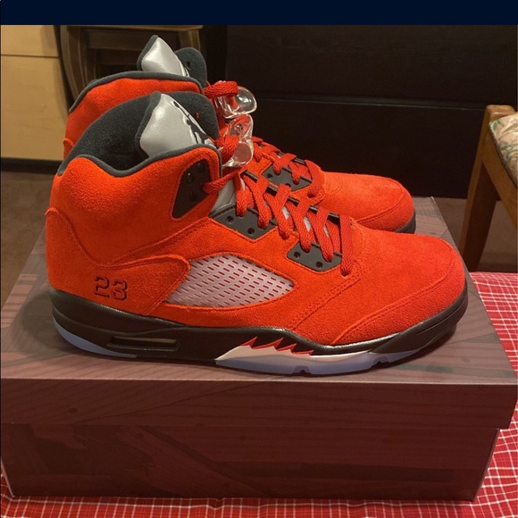 Air Jordan Raging Bull Toro Bravo 2021